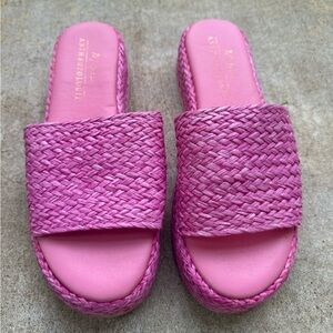 Matisse by Anthropologie Montego Platform Slides in Pink